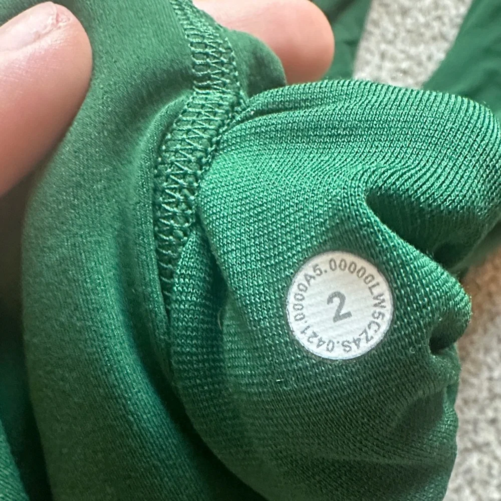 Lululemon 28” Green Align Leggings Size 2 - Picture 4 of 4